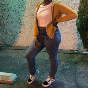 Meet your Posher, Jahnya